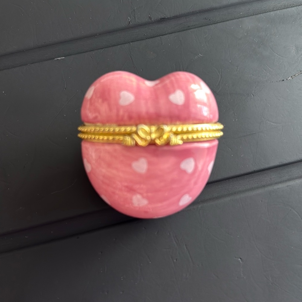 Ceramic Heart Shaped And Decorated Trinket Box